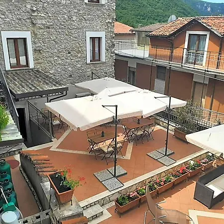Antico Frantoio Couette-café